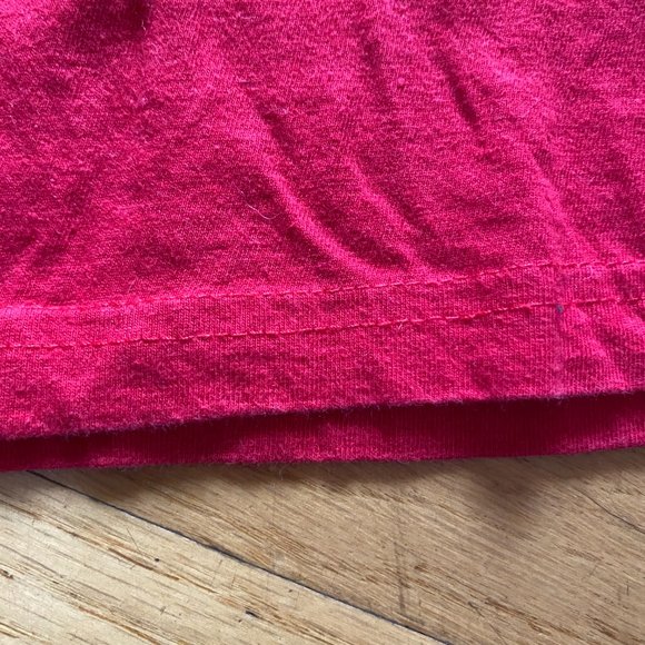 Reproduction circa 2010 Runaways Joan Jett red T shirt - Picture 3 of 5